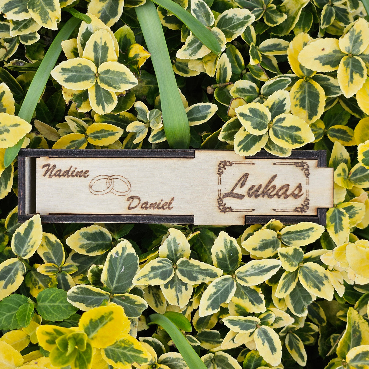 Personalized wedding cutlery