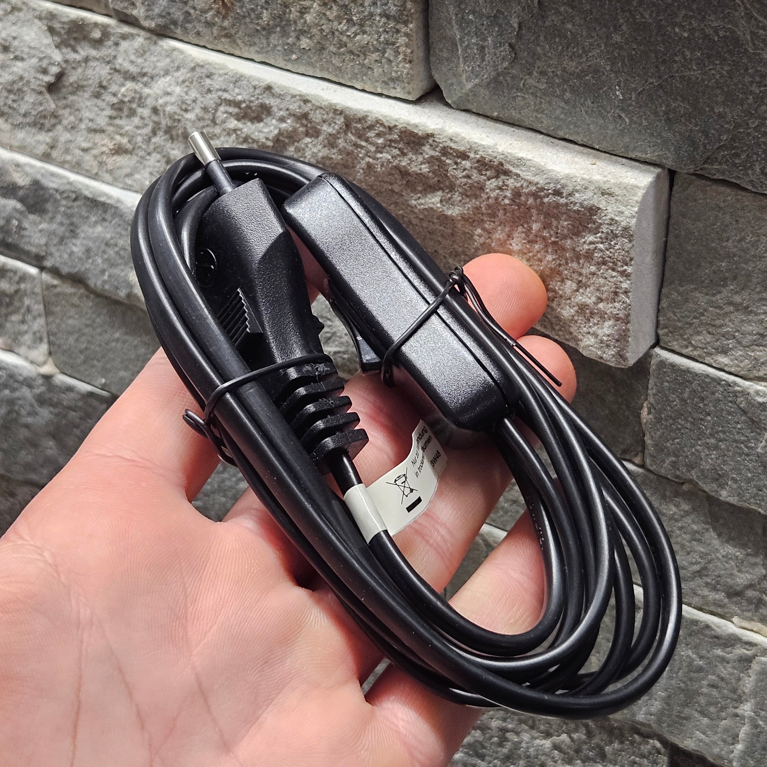 Design-Nachttischlampe